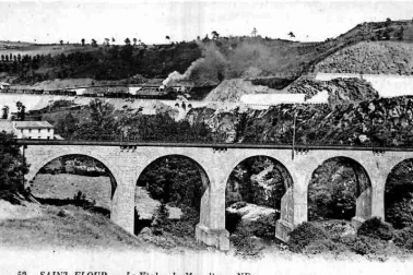 Saint-Flour Fauboug Le viaduc de Massales