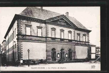 Saint-Flour ville haute - Le Palais de Justice d autrefois