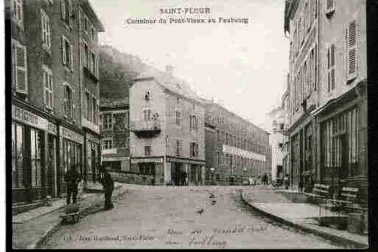 Saint-Flour ville basse Carefour du pont vieux au Faubourg