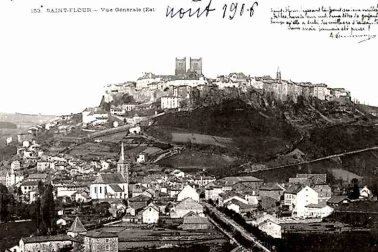 Saint-Flour ville basse Vue generale en 1906