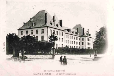 Saint-Flour ville haute - Le petit Seminaire Le Cantal illustre