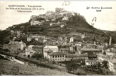 Saint-Flour Vue generale la ville et faubourg vallee du lander