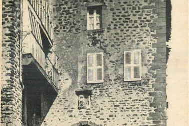 Saint-Flour Porte des Tuiles