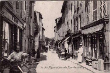 Saint-Flour ville haute - Rue du college