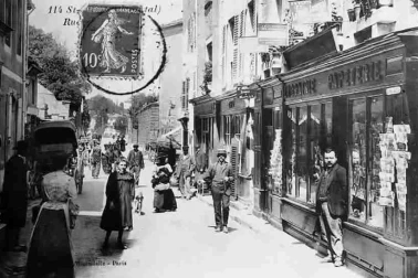 Saint-Flour ville haute - Rue du College Papeterie