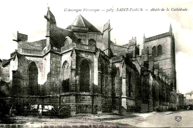 Saint-Flour ville haute - Abside de la Cathedrale
