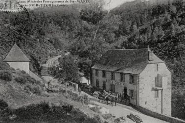 Au minerales ferrugineuses de Ste-Marie pres de Pierrefort