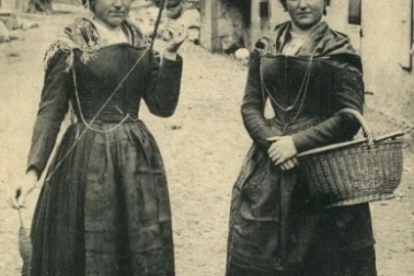 Paysanne et fileuse d Auvergne