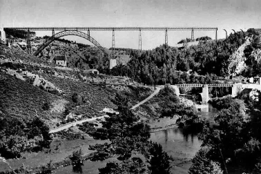 Le Viaduc de Garabit apres 1945
