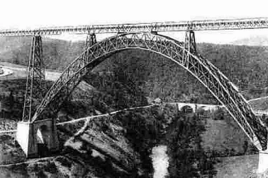 Le Viaduc de Garabit le vieu pont la truyere