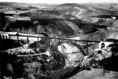 Le Viaduc de Garabit autrefois avant 1959