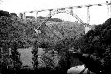 Le Viaduc de Garabit en aout 1916