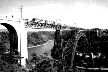 Viaduc de Garabit locomotive electrique