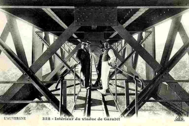 Viaduc de Garabit Interieur du viaduc