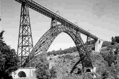 Viaduc de Garabit de la route