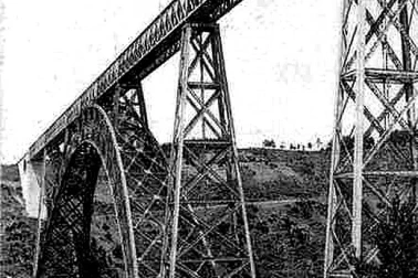 Viaduc de Garabit longeur 525 m hauteur 125 m