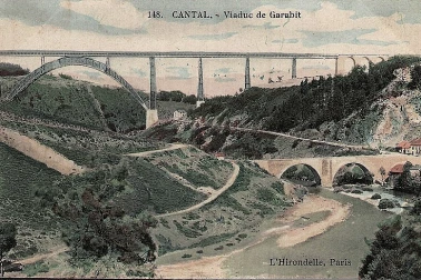 Viaduc de Garabit et le vieux pont
