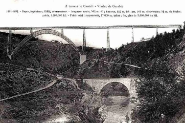 Viaduc de Garabit A travers le Cantal le Viaduc