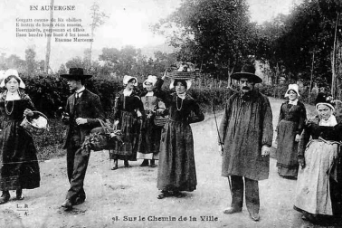 Folklore Auvergnat Pour la ville Sur le chemin de la ville