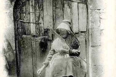 PAYSANNE D AUVERGNE
