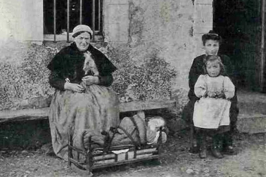 Cantal La vie de famille en campagne