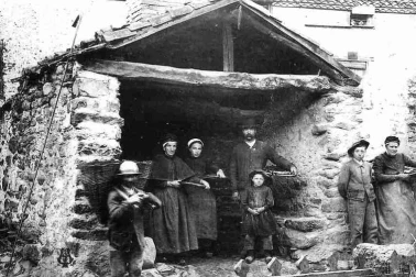 Dans le Cantal au four a pain du village