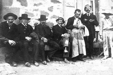 Carlat vers 1905  en famille