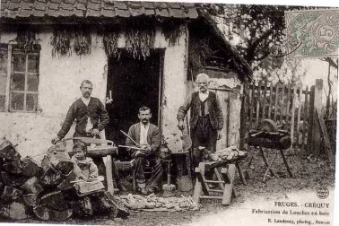 Fabrique de l ouches en bois