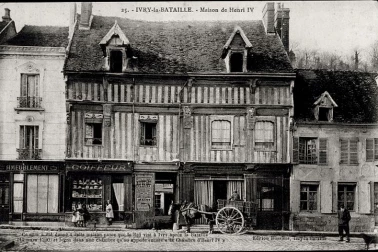 Maison de Henri IV avec magasin de salon de coiffure Le coiffeur