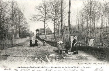 La-Queue-Les-Yvelines-- Le-puits-grand-vallee - Lessiveuses en 1903