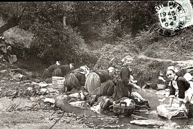 Lessiveuses - St-Jean - Un-Lavoir-de-la-Vallee