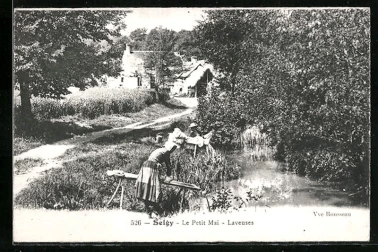 Seigy - Le Petit Mai - Laveuses