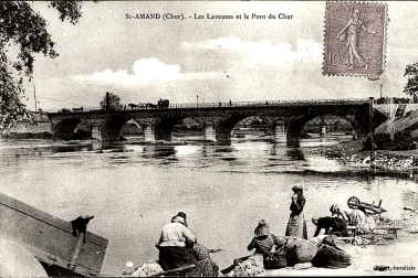 Saint Amand Montrond Cher Les Laveuses et le Pont du Cher
