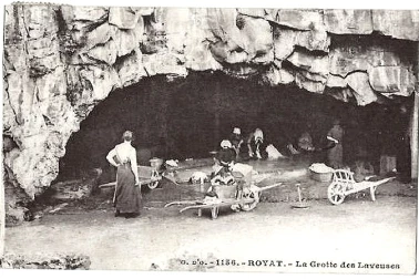 Roya la grotte des laveuses