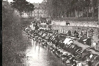 Vannes-La-Garenne Les Laveuses