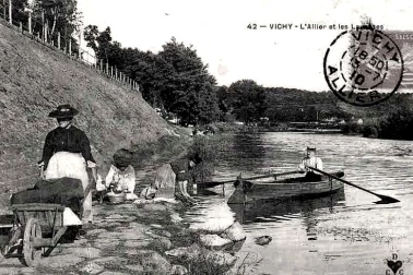 VICHY - L Allierc et les Laveuses