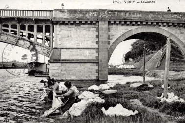 Vichy - Laveuses