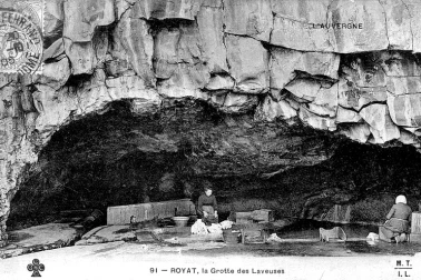 La grotte des laveuses
