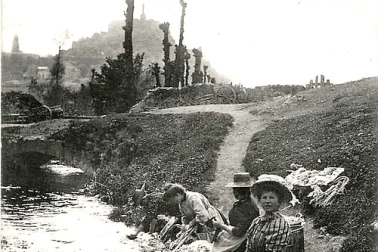 LE PUY - LAVEUSE SUR LA BORNE