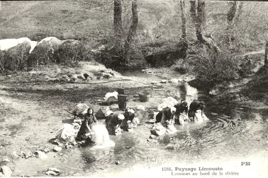 Laveuses au bord de la rivire