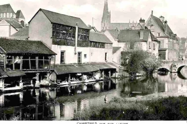 Les lavandieres - CHARTRES Vue sur L EURE