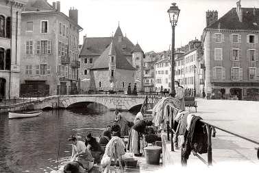 Lavandieres du lac d Annecy