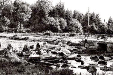 Dns la Creuse Les Lavandieres a la Riviere en 1943
