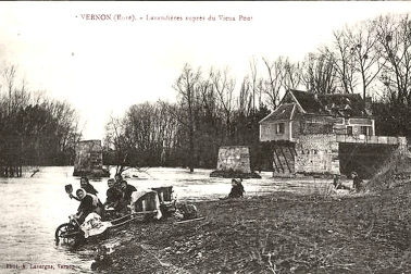 Vernon Lavandieres-aupres-du-Vieux-Pont