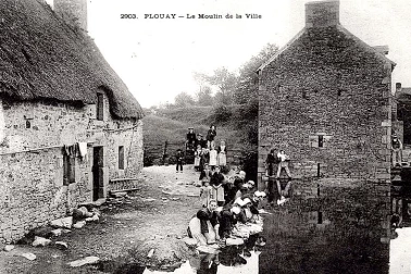 Plouay Le moulin de la ville - Les lavandieres