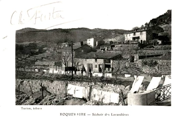ROQUEVAIRE - SECHOIR DES LAVANDIERES