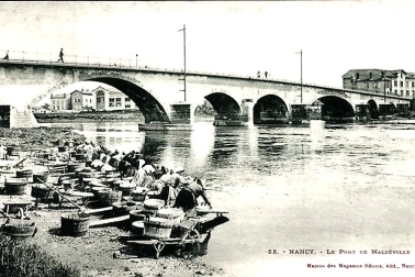 Lavandieres a Nancy au Pont-de-Malzeville