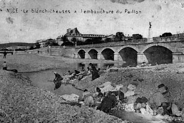 Les blanchicheuses a l embouchure du Paillon