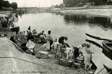 Dax le port avec les blanchisseuses