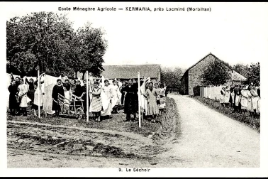 Ecole menagere Agricole le sechoir et les blanchisseuses